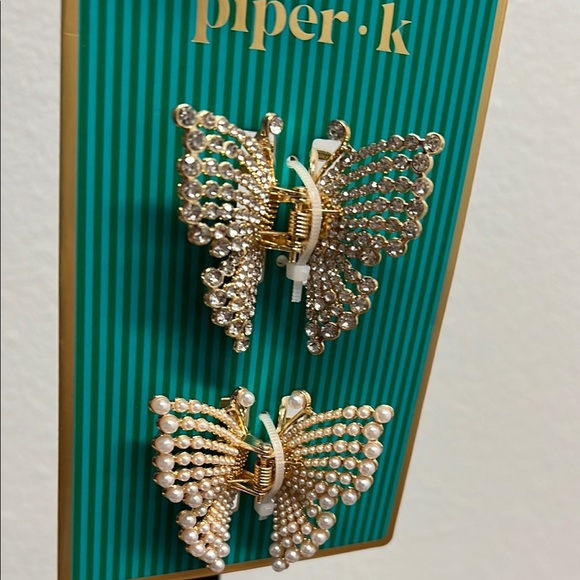 Piper K | Gem & Pearl Butterfly Hair Clips ✨ - Picture 2 of 7